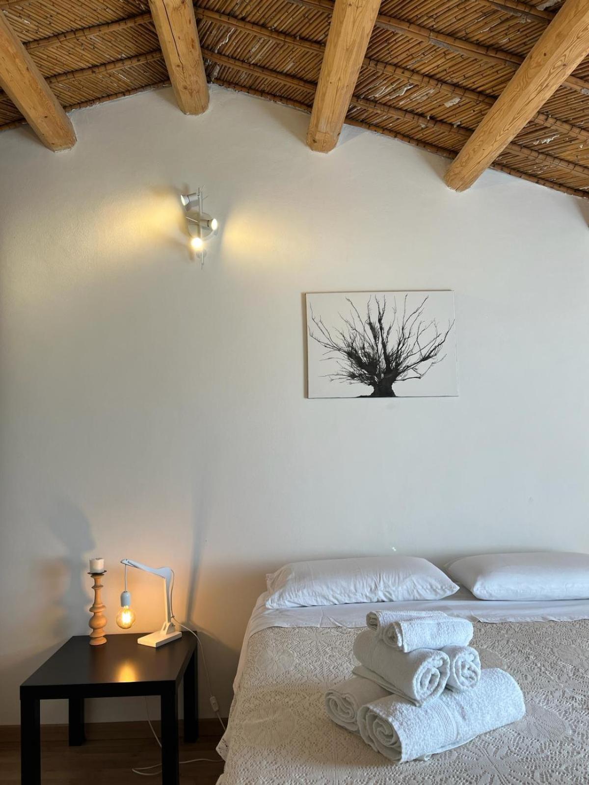 Dabbanna Pensionat Chiaramonte Gulfi Exteriör bild